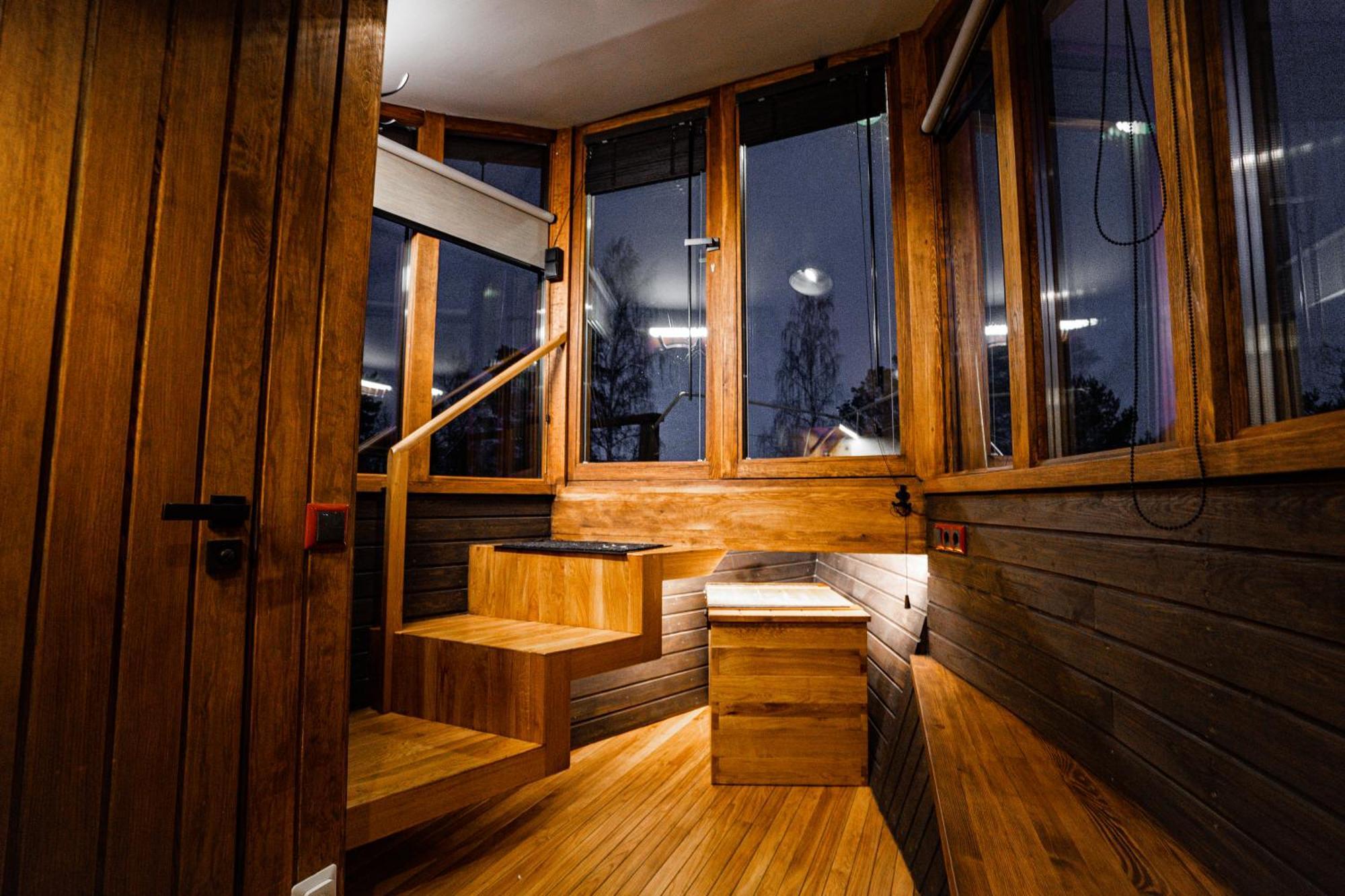 Hotel Viesu Nams Melnsils Extérieur photo